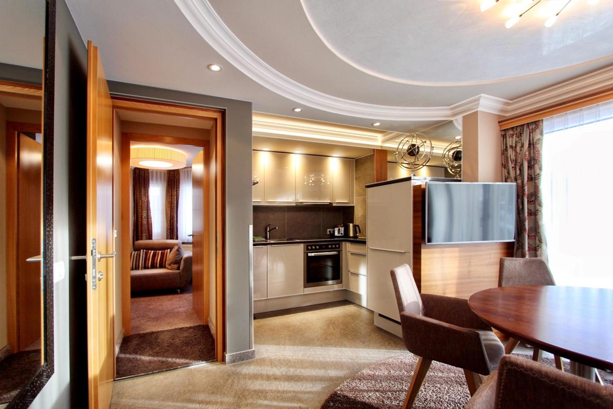 Gruetter Luxury Apartments Ischgl Exterior foto