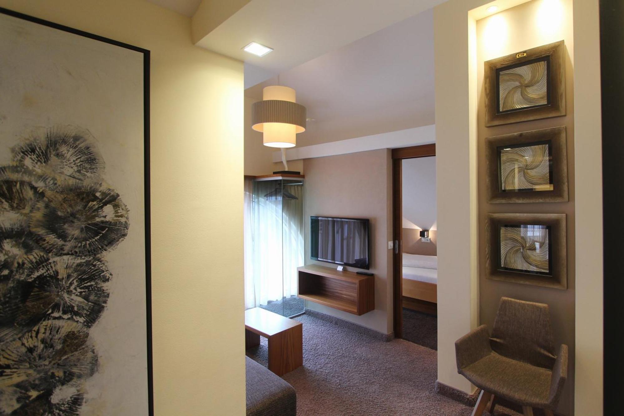 Gruetter Luxury Apartments Ischgl Quarto foto